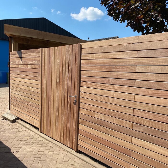 Luxury Ipe Hardwood Fencing and Matching Gate