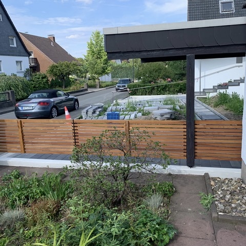 Ipe hardwood slat fence - modern and low