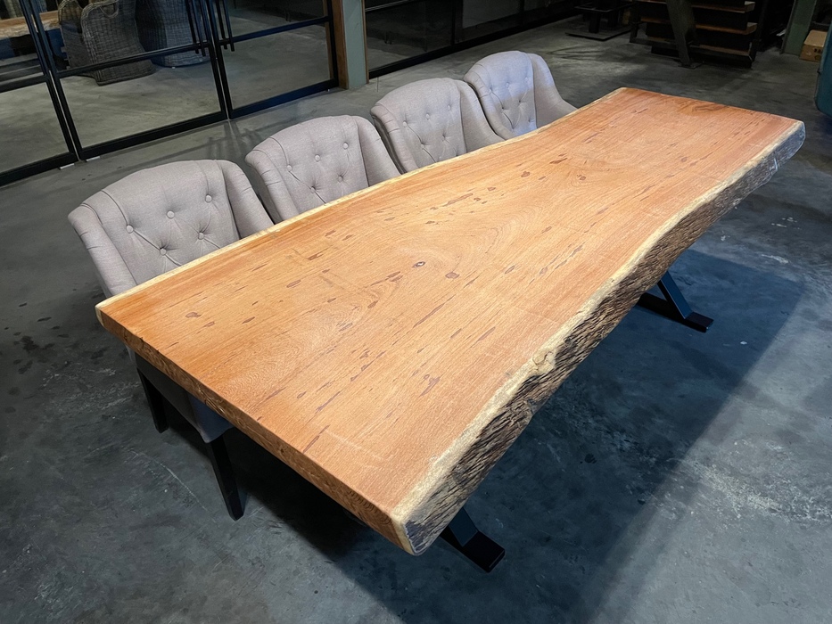 tree trunk table nr 21