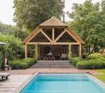 Poolhouse met punt dak design ambachtelijke schuur op maat